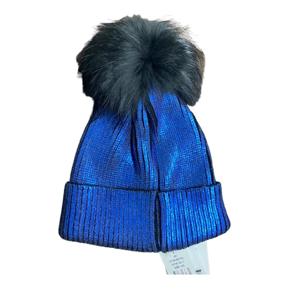 Adrienne Landau Accessories - ADRIENNE LANDAU Metallic rib-knit beanie.